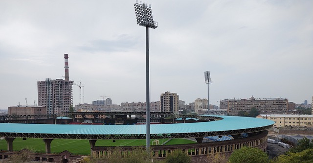 通过稳定的 通过稳定的